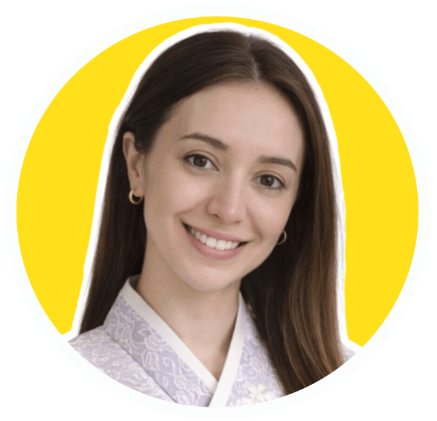 Anna 쌤 - Korean Language Instructor at TopKoreanAcademy